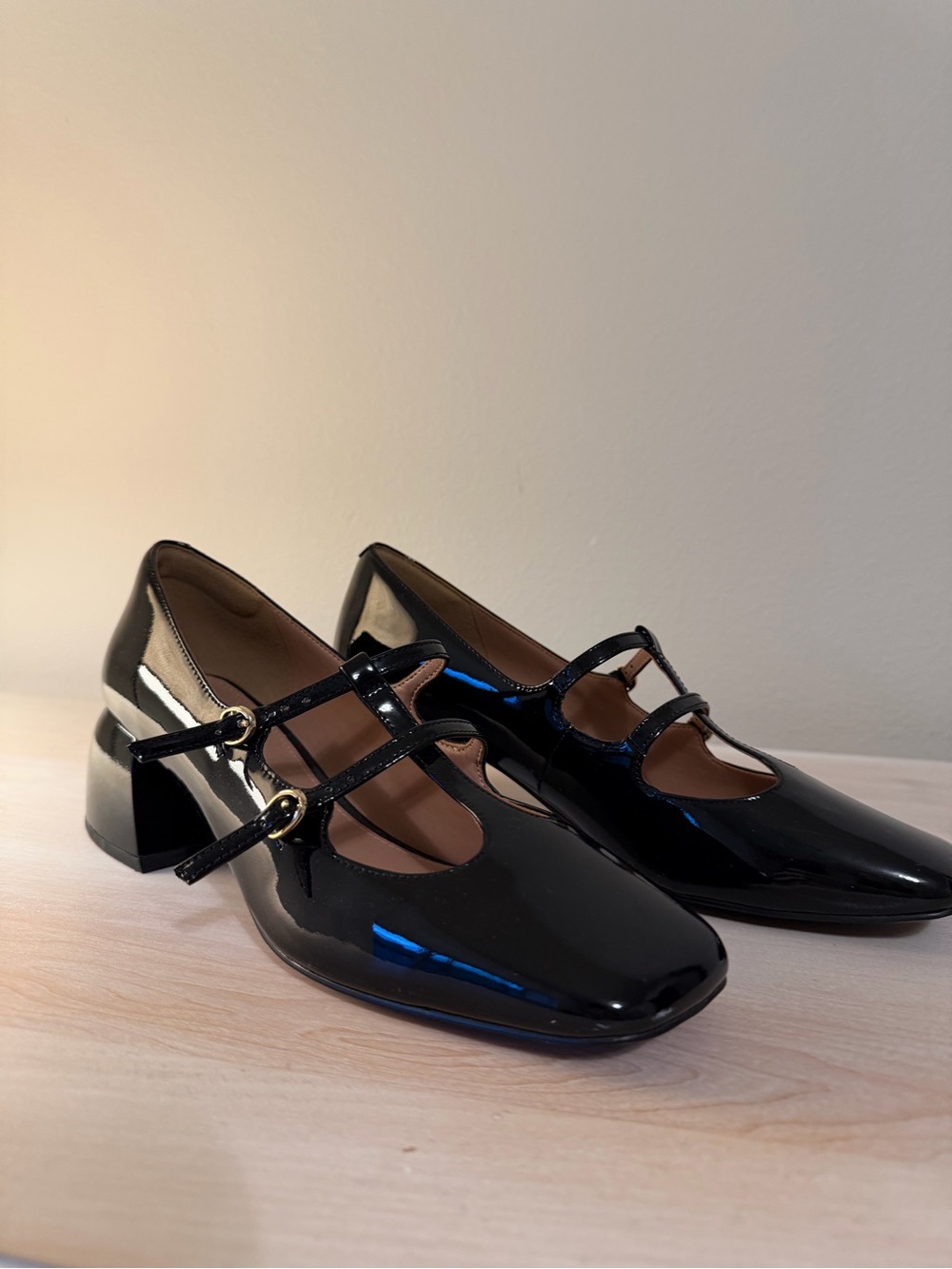 Women's Black Patent Mary Jane Block Heel Pumps